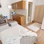 Appartamento Marino Vir
